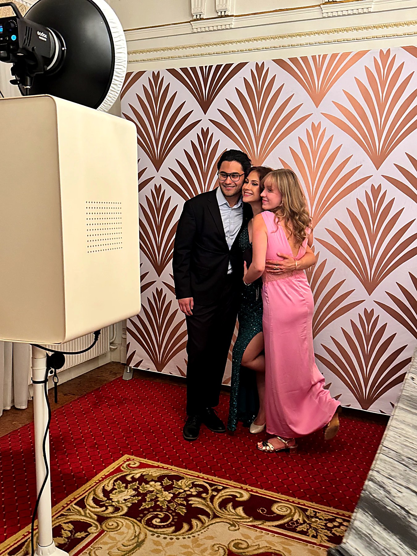 SelfieBox